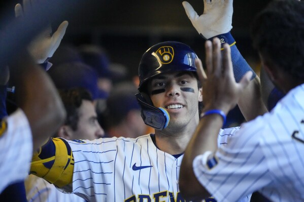 Brewers ball cap top